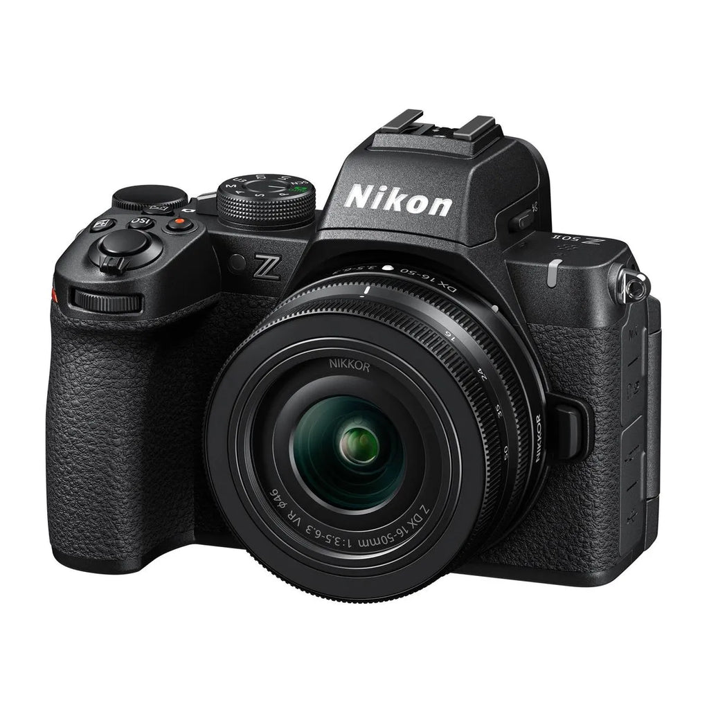 Nikon Z50 II Kit cu Obiective NIKKOR Z DX 16-50mm f/3.5-6.3 VR + NIKKOR Z DX 50-250mm f/4.5-6.3 VR