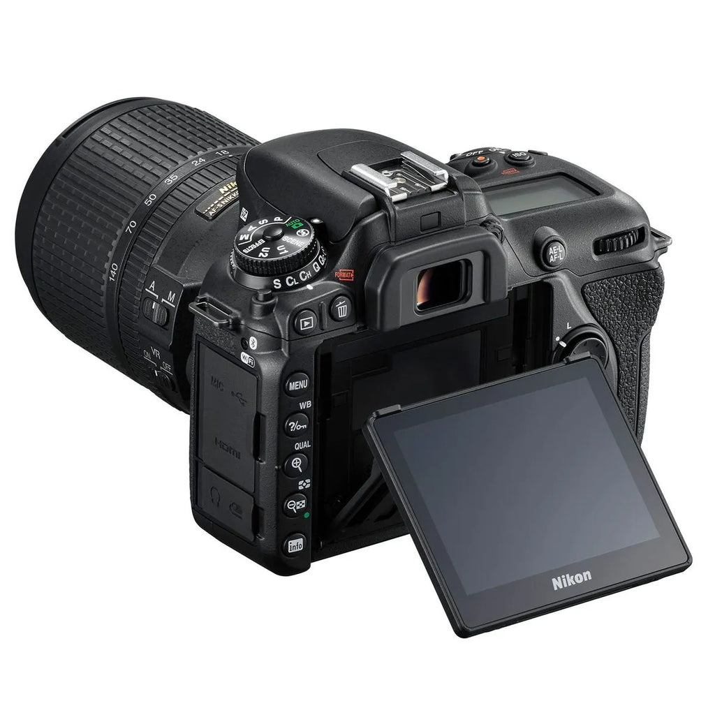 Nikon D7500 Aparat Foto DSLR 20.9MP CMOS 4K Kit 18-140 mm