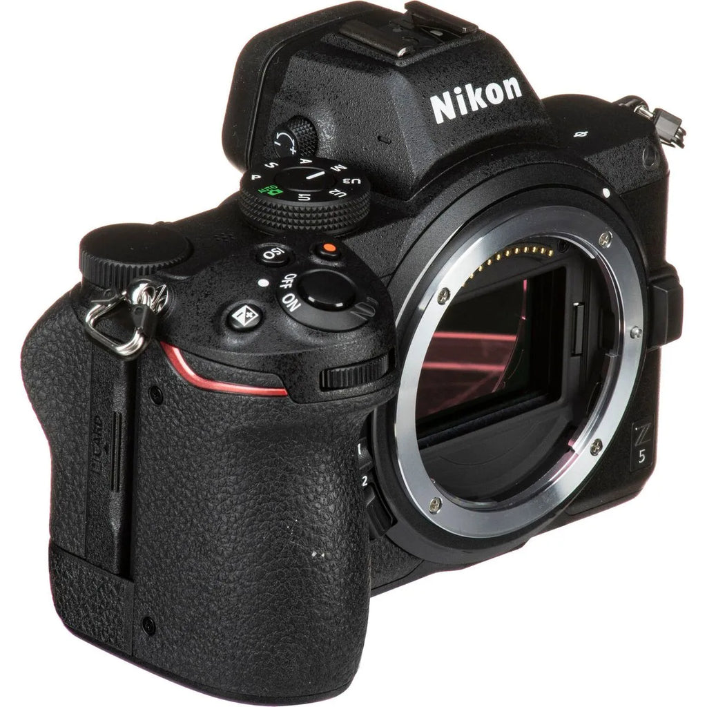Nikon Z5 Aparat Foto Mirrorless 24.3 MP Body Negru